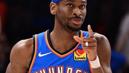 美媒：亚历山大本赛季扣除罚球后得分是23.8，高居联盟前五