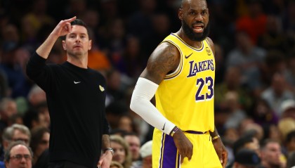 开云官方网-雷迪克：撇开詹姆斯41岁&amp;第23季的事实 他仍打出了非凡的一个赛季