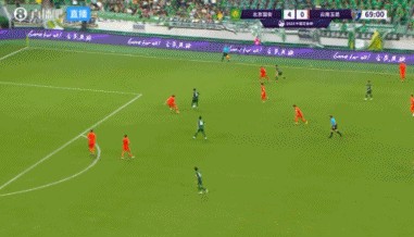 世界波!江文豪弧顶远射直入死角,国安5-0领先!