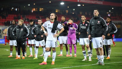 开云官方网-托普穆勒就法兰克福球星埃布努塔利布的伤势给出令人不安的更新