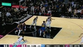 开云中国官网-约基奇神奇一传令世人疯狂 他的想法领先全世界