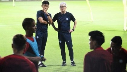 新加坡与国足同步展开备战 小仓勉带俩助手就位